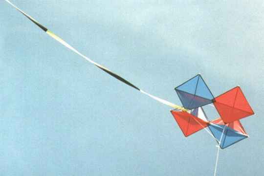 robert valkenburg cerf volant kite drachen
